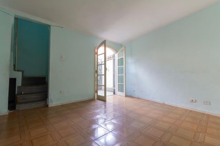 Sala de casa à venda com 2 quartos, 250m² em Vila Nhocuné, São Paulo