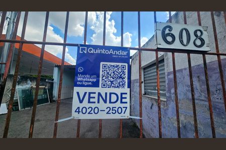 Casa para alugar com 250m², 2 quartos e 10 vagasFachada - plaquinha