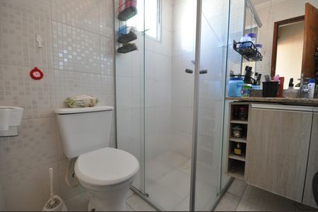 Casa à venda com 120m², 3 quartos e 2 vagasBanheiro do Quarto Suíte