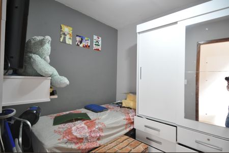 Casa à venda com 120m², 3 quartos e 2 vagasQuarto 2