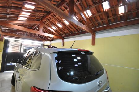 Casa à venda com 120m², 3 quartos e 2 vagasGaragem