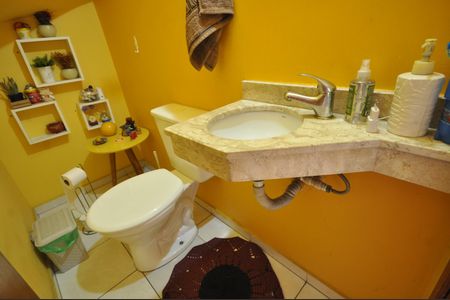 Casa à venda com 120m², 3 quartos e 2 vagasLavabo