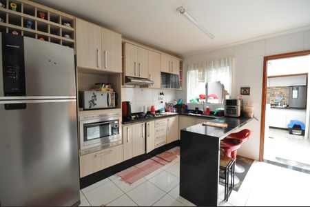 Casa à venda com 120m², 3 quartos e 2 vagasCozinha