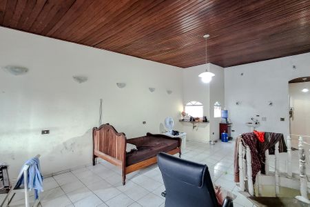 Casa para alugar com 250m², 4 quartos e 2 vagas Casa para alugar com 250m², 4 quartos e 2 vagasSala/Quarto (Casa 2)