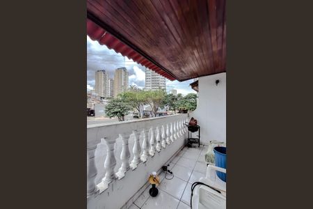 Casa para alugar com 250m², 4 quartos e 2 vagas Casa para alugar com 250m², 4 quartos e 2 vagasVaranda (Casa 2)