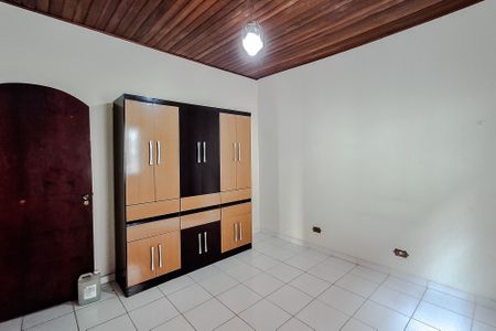 Casa para alugar com 250m², 4 quartos e 2 vagas Casa para alugar com 250m², 4 quartos e 2 vagasQuarto 2