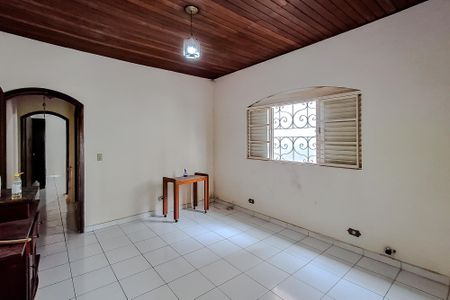 Casa para alugar com 250m², 4 quartos e 2 vagas Casa para alugar com 250m², 4 quartos e 2 vagasQuarto 3