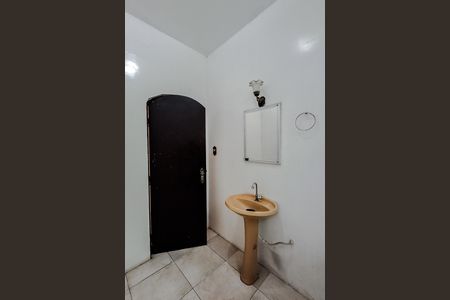 Casa para alugar com 250m², 4 quartos e 2 vagas Casa para alugar com 250m², 4 quartos e 2 vagasBanheiro