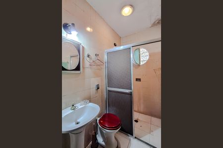 Casa para alugar com 250m², 4 quartos e 2 vagas Casa para alugar com 250m², 4 quartos e 2 vagasBanheiro da Suíte