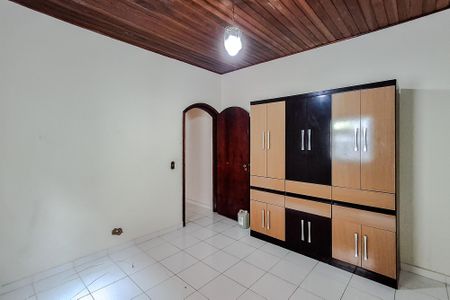 Casa para alugar com 250m², 4 quartos e 2 vagas Casa para alugar com 250m², 4 quartos e 2 vagasQuarto 2