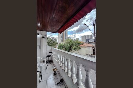 Casa para alugar com 250m², 4 quartos e 2 vagas Casa para alugar com 250m², 4 quartos e 2 vagasVaranda (Casa 2)