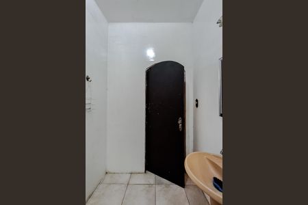 Casa para alugar com 250m², 4 quartos e 2 vagas Casa para alugar com 250m², 4 quartos e 2 vagasBanheiro