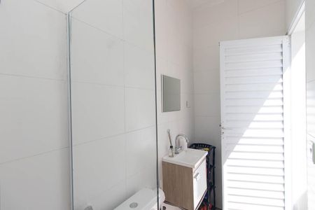 Casa à venda com 130m², 4 quartos e 2 vagasBanheiro de serviço