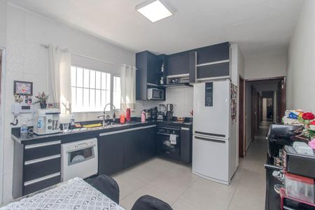 Cozinha de casa à venda com 4 quartos, 130m² em Vila Nivi, São Paulo