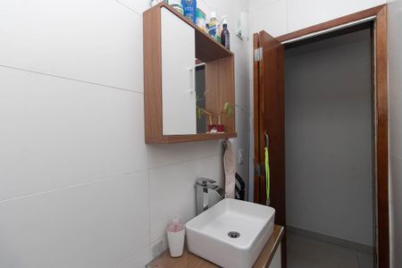 Casa à venda com 130m², 4 quartos e 2 vagasLavabo