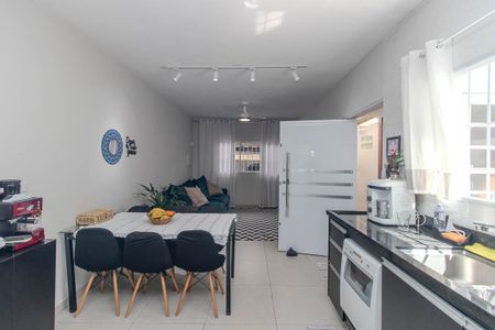 Casa à venda com 130m², 4 quartos e 2 vagasCozinha
