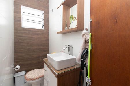 Casa à venda com 130m², 4 quartos e 2 vagasLavabo