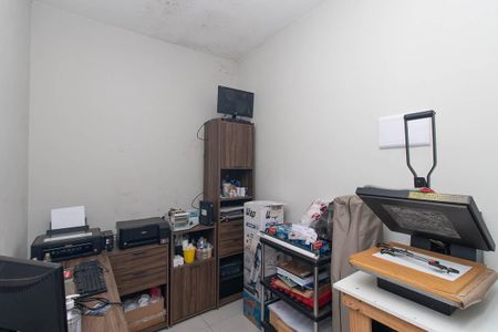 Casa à venda com 130m², 4 quartos e 2 vagasEscritório