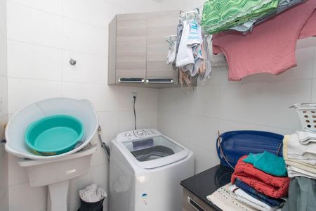 Casa à venda com 130m², 4 quartos e 2 vagasÁrea de Serviço