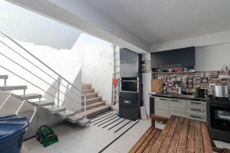 Casa à venda com 130m², 4 quartos e 2 vagasÁrea gourmet