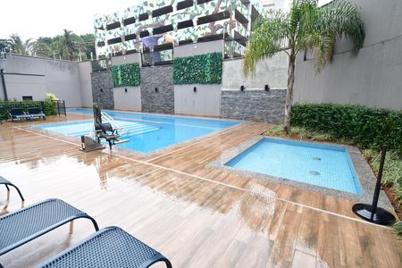 Apartamento à venda com 61m², 2 quartos e 1 vagaÁrea comum - Piscina