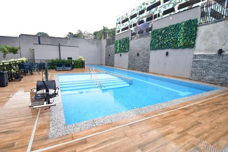 Apartamento à venda com 61m², 2 quartos e 1 vagaÁrea comum - Piscina