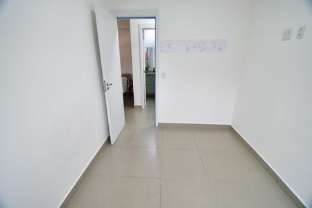 Apartamento à venda com 61m², 2 quartos e 1 vagaQuarto 2