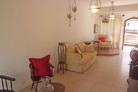 Casa para alugar com 140m², 3 quartos e sem vagaSala