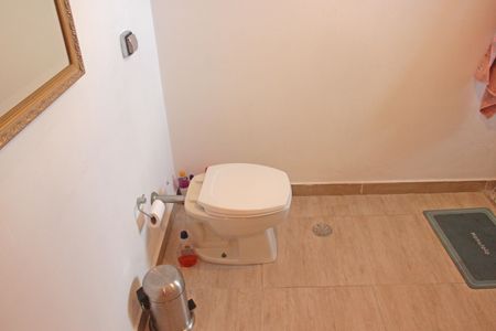 Casa para alugar com 140m², 3 quartos e sem vagaBanheiro