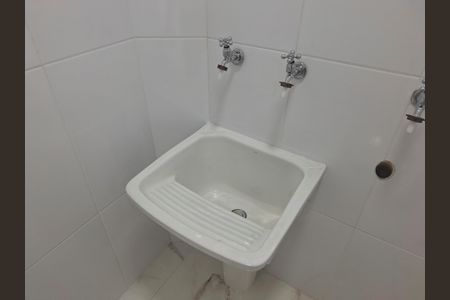 Apartamento à venda com 27m², 1 quarto e sem vagaÁrea de Serviço