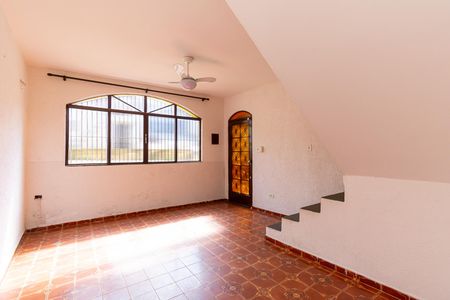 Sala de casa à venda com 3 quartos, 300m² em Vila Santa Virginia, São Paulo