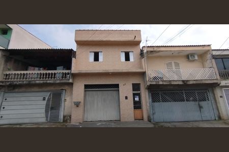 Casa para alugar com 111m², 3 quartos e sem vagaFachada + Placa