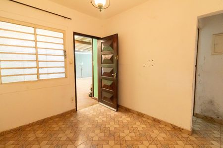 Sala de casa à venda com 2 quartos, 123m² em Conjunto Residencial Butanta, São Paulo