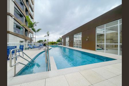 Apartamento à venda com 77m², 2 quartos e 2 vagasÁrea comum - Piscina