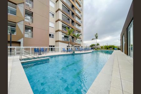 Apartamento à venda com 77m², 2 quartos e 2 vagasÁrea comum - Piscina