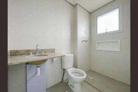 Apartamento à venda com 77m², 2 quartos e 2 vagasBanheiro da Suíte 2