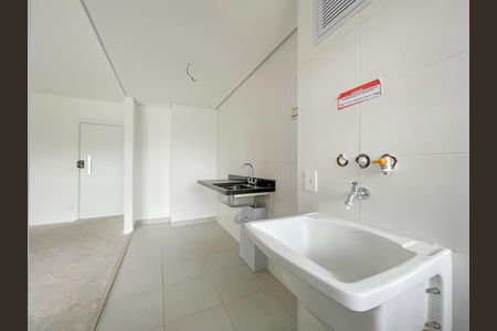 Apartamento à venda com 77m², 2 quartos e 2 vagasCozinha e Área de Serviço