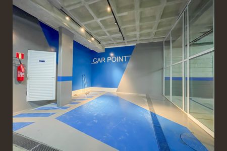 Apartamento à venda com 77m², 2 quartos e 2 vagasCar Point