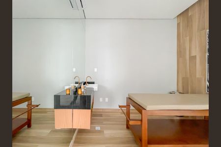 Apartamento à venda com 77m², 2 quartos e 2 vagasSPA