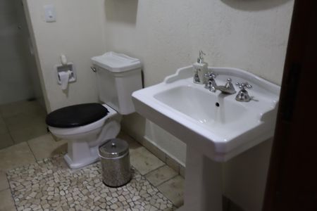 Casa para alugar com 205m², 3 quartos e 2 vagasBanheiro 2