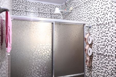 Casa à venda com 205m², 4 quartos e 2 vagasBanheiro