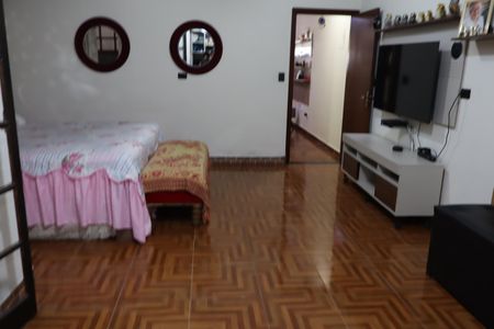 Casa para alugar com 205m², 3 quartos e 2 vagasSuite