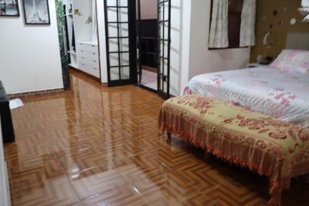 Casa para alugar com 205m², 4 quartos e 2 vagasSuite