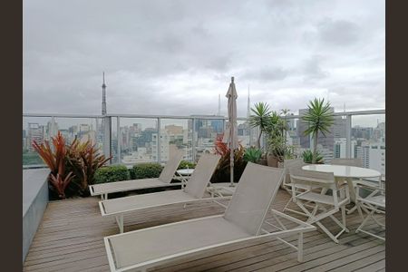 Apartamento para alugar com 80m², 1 quarto e 1 vagaPiscina