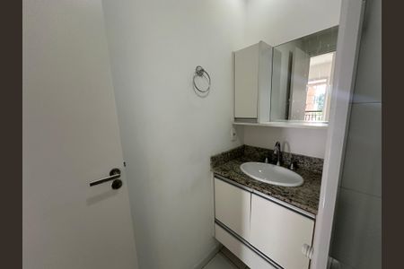 Apartamento para alugar com 64m², 2 quartos e 1 vaga Apartamento para alugar com 64m², 2 quartos e 1 vagaBanheiro