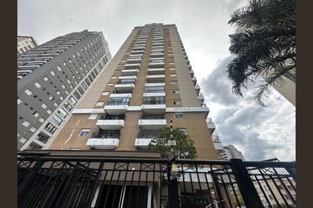 Apartamento para alugar com 64m², 2 quartos e 1 vaga Apartamento para alugar com 64m², 2 quartos e 1 vagaFachada