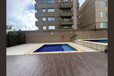 Apartamento para alugar com 64m², 2 quartos e 1 vaga Apartamento para alugar com 64m², 2 quartos e 1 vagaÁrea comum - Piscina
