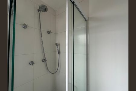 Apartamento para alugar com 64m², 2 quartos e 1 vaga Apartamento para alugar com 64m², 2 quartos e 1 vagaBanheiro da Suíte