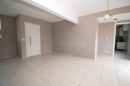 Casa de condomínio para alugar com 190m², 3 quartos e 3 vagasSala 2