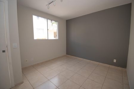 Casa de condomínio para alugar com 190m², 3 quartos e 3 vagasSala 1